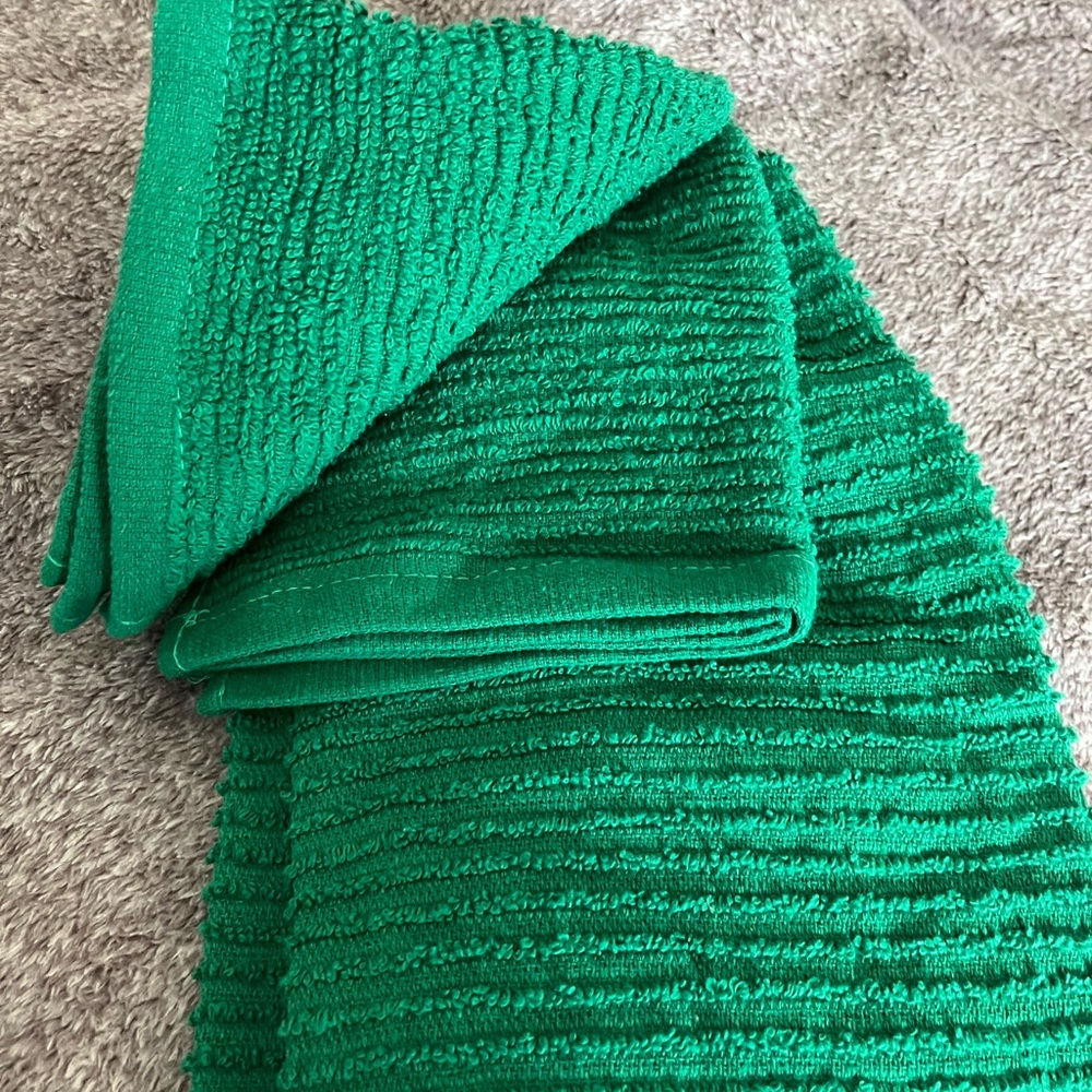Festive Green/ Gingerbread Kitchen Towel Set 4 Piece